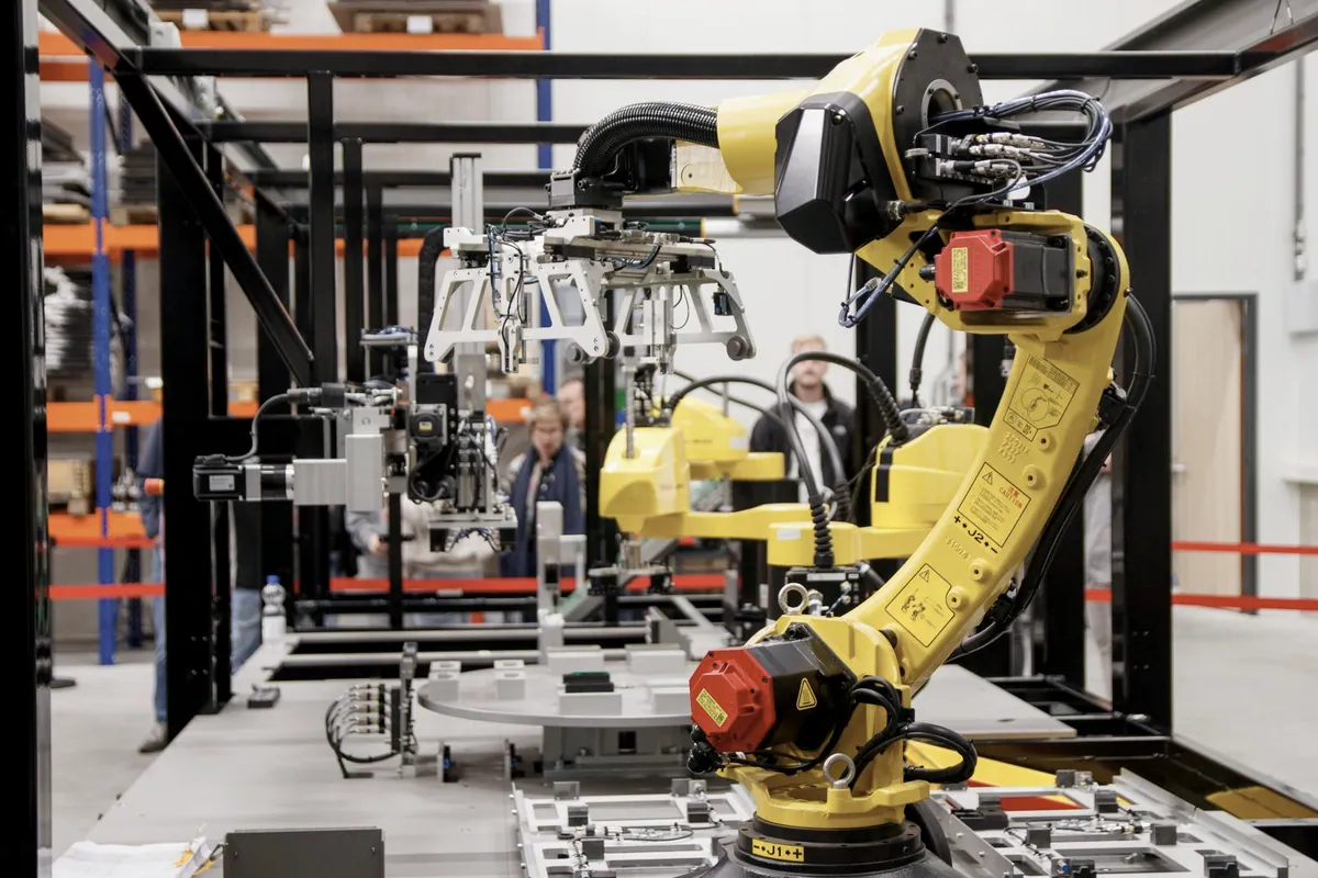 Industrial robot in a production plant